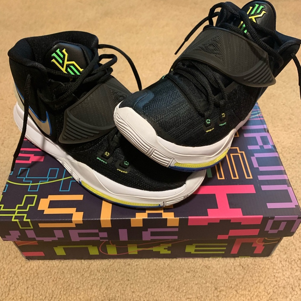 Kyrie - worn once